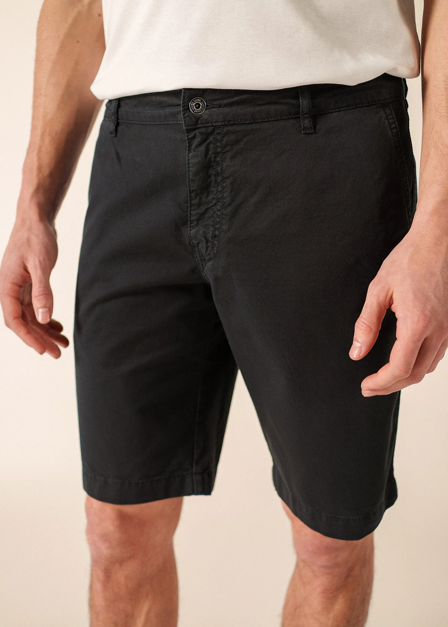 Short Doug (NAVY) - Image 4